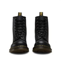 Dr.Martens Women's 1460w Originals Eight-Eye Lace-up Boot Black Footwear